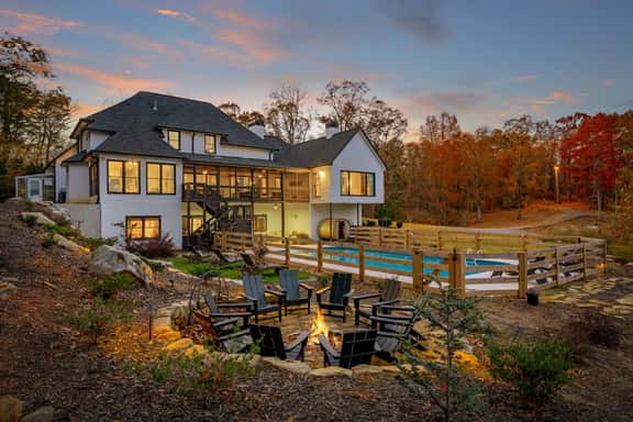 Dahlonega Golden | Luxury Mountain Retreat - Image 1