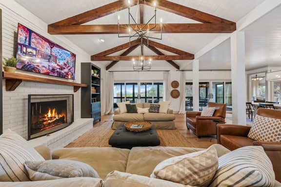 Dahlonega Golden | Luxury Mountain Retreat - Image 2